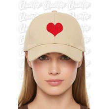Quatex Kalp Nakışlı Şapka – Krem %100 Pamuk Gabardin Unisex Model