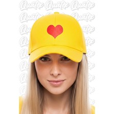 Quatex Kalp Nakışlı Şapka – Sarı %100 Pamuk Gabardin Unisex Model