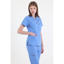 Mazey Uniform Buz Mavisi  Likralı Viscon V Yaka Fit Kesim Hemşire ve Doktor Scrubs Premium Hastane Üniforma