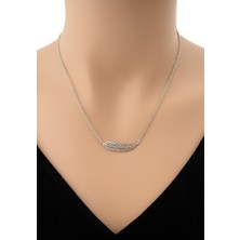 MiraveLux 925 Ayar Gümüş Kolye Yaprak – Doğadan Ilham Alan Zarif Tasarım