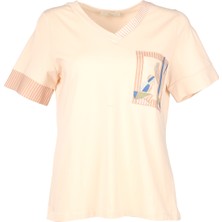 Vedi-Bb Minimalist V Yaka Kısa Kol Kadın T-Shirt - Günlük Kombinleriniz Için