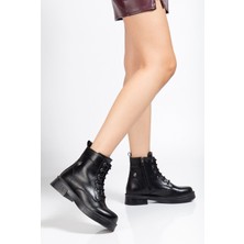 Arda Bayan Bot 02-2003 Siyah Kırışık Rugan Bağcıklı Fermuarlı Günlük Kadın Bot