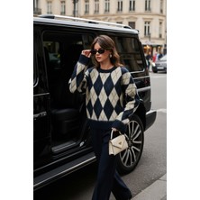 Lela Oversize Fit Bisiklet Yaka Baklava Desenli Yumuşak Dokulu Kazak Bayan Kazak 4616223