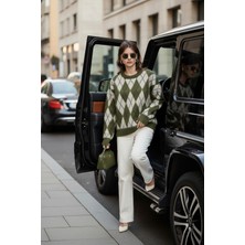 Lela Oversize Fit Bisiklet Yaka Baklava Desenli Yumuşak Dokulu Kazak Bayan Kazak 4616223