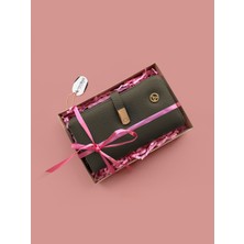 Westbag Kadın Suni Deri Dokulu Çok Bölmeli Mıknatıs Kapamalı Fermuarlı Kutulu Hediyelik Cüzdan