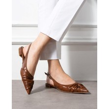 Emienza Lonly Vegan Deri Büzgü Detaylı Sivri Burun Bayan Babet