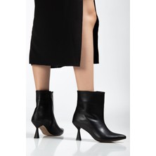 Arda Bayan Bot 4701 Siyah Cilt  Kare Topuk Günlük Kadın Bot