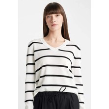 DeFacto Relax Fit V Yaka Yumuşak Dokulu Çizgili Triko Kazak A2359AX24WN