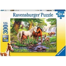 300 Parça Puzzle Nehirde Atlar
