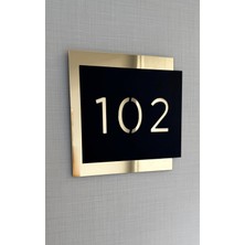 Yönline Otel Kapı Numarası Gold Aynalı Pleksi Üzeri Siyah Mat Dekupe Desenli Kendinden Yapışkanlı