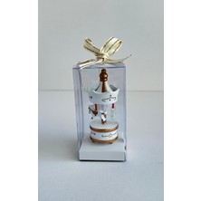 KuNu Box Atlı Karınca Biblo Hediyelik (Beyaz) | Doğum Hediyesi - Özel Gün Hatırası