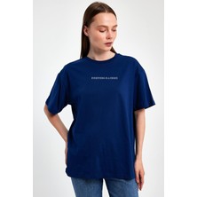 Yakamor YAKAM0R Kadın Baskılı Oversıze T-Shırt