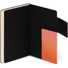 Karokstore - Not Defteri Çizgili, M Beden,  Fildişi Renkli Kağıttan 90 G/m², 192 Sayfa, Yumuşak Kapak, Lastik Bantlı Kilit, Boyut 13 x 21 Cm, Hour