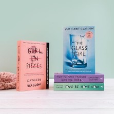 Karokstore Girl In Pieces: The Million Copy Tiktok Sensation