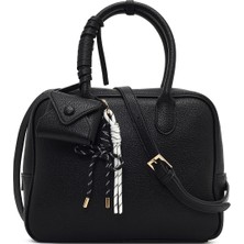 Derimod Kadın Siyah Uzun Askılı Charmlı Kol Çantası 25WBD2750FT