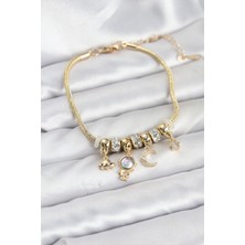 Callerrons Accessories Pirinç Gold Renk Uzay Tema Charmlı Kadın Bileklik - EBJ260109W39036