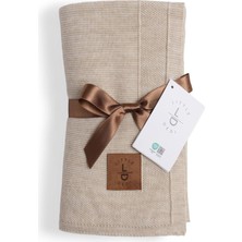Karokstore Dedi Dua Yumuşak Örme Bebek Battaniyesi, Oeko-Tex 100 Sertifikalı - Hipoalerjenik ve Isı Düzenleyici - Lüks Konfor, Nefes Alabilen Yapılı Çocuk Örtüsü, Bej 80X100 cm