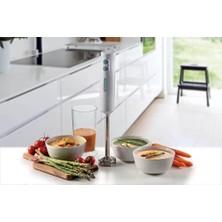 Karokstore Ariete El Beyaz 0601/01-700 Watt, Paslanmaz Çelik Bıçaklar, Metal Ayak, 2 Kademeli Hız Ayarı, 600 ml Ölçü Kabı