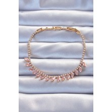 Pirinç Vip Seri Altın Renk Pembe Zirkon Taşlı Bileklik - Lisinya