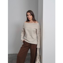 Paw Garage Kadın West Madonna Yaka Yumoş Kazak - Bluz