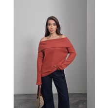 Paw Garage Kadın West Madonna Yaka Yumoş Kazak - Bluz