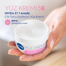 Karokstore Nıvea Cilt Tonu Eşitleyici Yüz Kremi 100 Ml, Eşit Cilt Tonu, 24 Saat Nemlendirici Yüz Kremi, SPF15 ile Güneş Koruyucu, Hızlı Emilir, Cilt Leke Oluşumunu Önlemeye Yardımcı, Hassas Ciltler Için