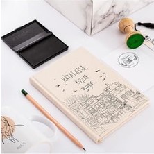 Karokstore Kitap Kurtlarına Özel Minimal Hediye Kutusu