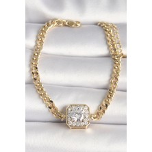 HERŞEYBURDAMODA Pirinç Gold Renk Zincir Kare Zirkon Taş Model Xuping Vip Seri Kadın Bileklik