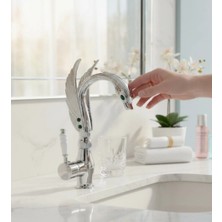 İsaoğlu Yapı Gümüş Lavabo Bataryası Özel Tasarım El Yapımı Motifli Lavabo Armatür Pirinç Materyal Krom Renk