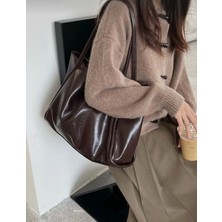 Özüm Takı Çanta Kadın Büyük Boy Omuz ve Kol Çantası Kahverengi