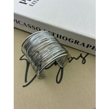 Hedef Bujiteri Gümüş Renk Ayarlanabilir Çoklu Tel Görünümlü Tasarım Sıralı Telli Kelepçe, Bileklik