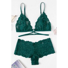 Kadın Yeşil Özel Şık Sütyen Külot Takımı - Modern, Konforlu ve Günlük Kombinlere Uygun