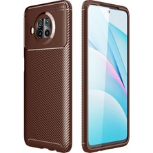 Newface Xiaomi Mi 10T Lite Kılıf Auto Focus Karbon Kapak - Kahverengi