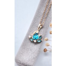 Serenity Mavi Zirkon Taşlı Lotus Çelik Kolye