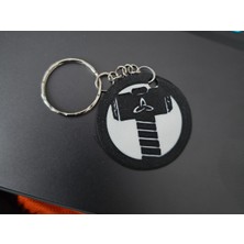 Avengers Logo Anahtarlık – Marvel Süper Kahraman Temalı Aksesuar