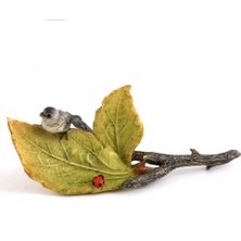 Top Minyatür Bahçesi ve Teraryum Yapraklarda Küçük Kuş ve Uğur Böceği, Mini