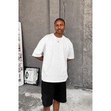 HAFKA Beyaz Cozy Basic Oversize Tişört Erkekler İçin Günlük Stil Kısa Kol Pamuklu Rahat Tasarım