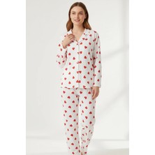 EQru Kırmızı Kalp Desenli Milan Kumaş Gömlek Yaka Beyaz Kadın Pijama Takımı