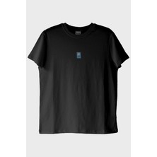 Nuugg Mavi El Atarisi Desenli Nakış Siyah T-Shirt