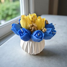 Hediye İstasyonum El Yapımı Mavi & Sarı Lale Mum Buketi | Kokulu Soya Mum | Taş Tozu Dekoratif Vazo