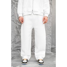Beyaz Cozy Basic Pileli Baggy Eşofman