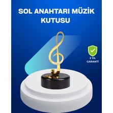 Starseven Sol Anahtarı Figürlü Dönen Müzik Kutusu Altın Renk Dekoratif