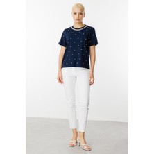 On Fashion Taşlı Yakası Inci Detaylı Kısa Kol Bluz