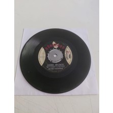 Plakperest Mehmet Bozdoğan - Affetmem Seni Sevgilim  - Türkiye Basım 45’lik Plak /kapaksız-2.el