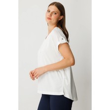 On Fashion Bluz Kolu ve Önü Düğmeli V Yaka