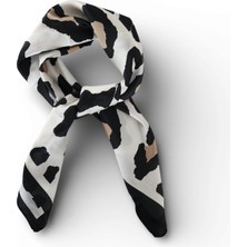 Hedea Leopar Izleri Saten Fular 70X70 cm
