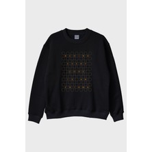 Nuugg Behind Every Code Is An Enigma Baskılı Siyah Bisiklet Yaka Sweatshirt