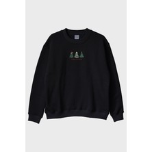 Nuugg Yılbaşı Ağacı Grafik Siyah Bisiklet Yaka Sweatshirt