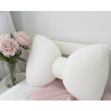 Harmoni Tekstil Fiyonk Görünümlü Beyaz Kurdele Yastık Dekor ve Hediye Için Harika