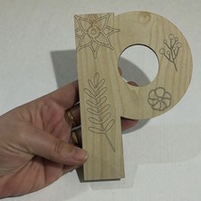 Pelince Kişiye Özel Çiçek Desenli Ahşap Harf | Lazer Kazıma Dekoratif Harf Seti | Y: 15-30 cm
